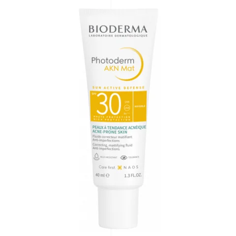 Bioderma Photoderm AKN Mat SPF 30 40 ml - Fluido opacizzante anti-imperfezioni