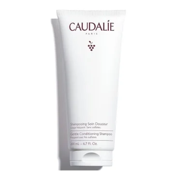 Caudalie Shampoo Trattante Dolce Senza Solfati 200 ml - Per uso frequente Caudalie Shampoo Trattante Dolce Senza Solfati 200 ml - Per uso frequente