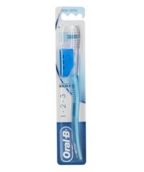 ORAL-B SPAZZOLINO INDICATOR SETOLE MEDIE